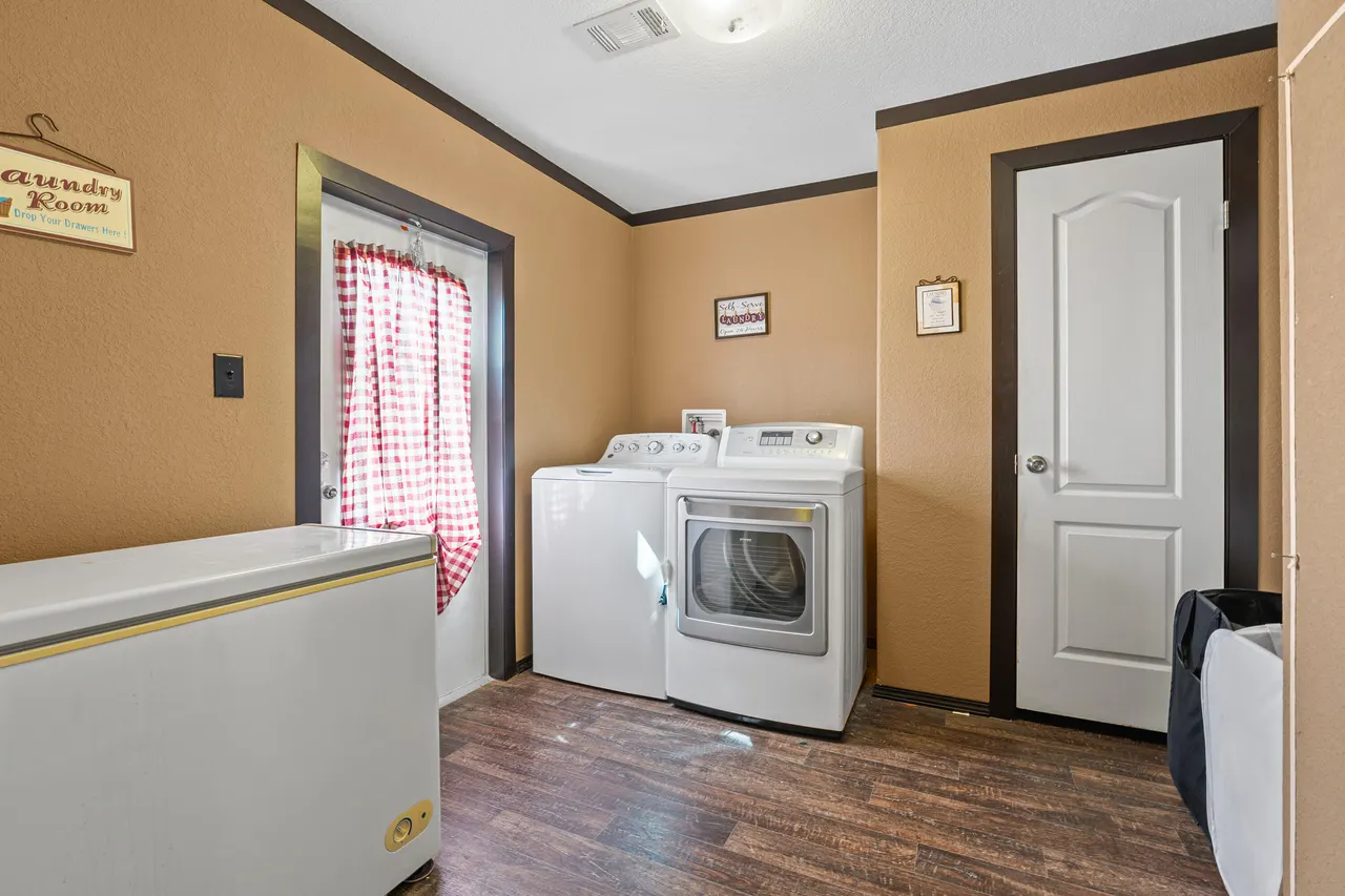 Photo 21 — 315 N Ave N, Post, TX 79356