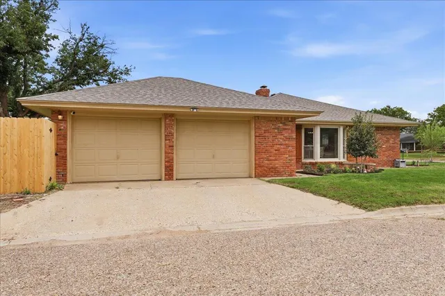 Photo 6 — 1401 Avenue N, Ralls, TX 79357