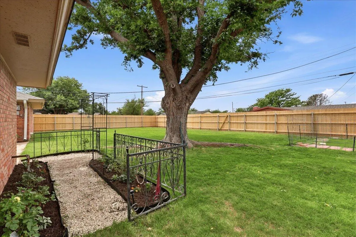 Photo 29 — 1401 Avenue N, Ralls, TX 79357