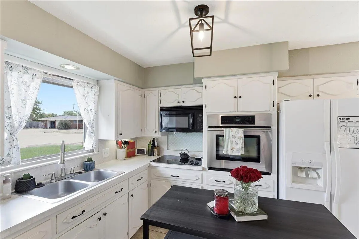 Photo 13 — 1401 Avenue N, Ralls, TX 79357