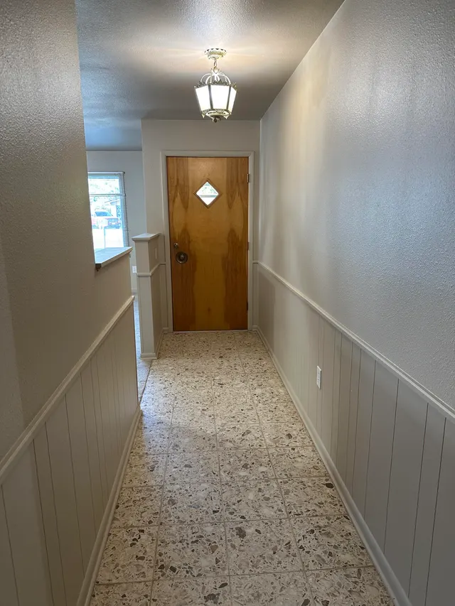 Photo 3 — 1729 W Ave E, Muleshoe, TX 79347