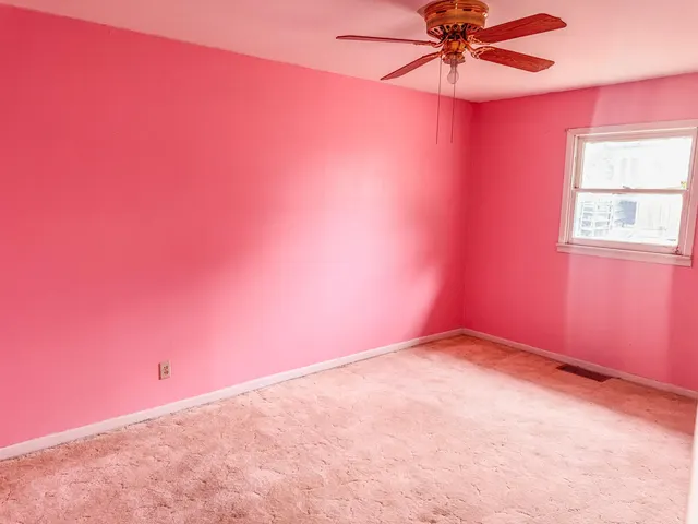 Photo 8 — 601 NE 3rd Place, Earth, TX 79031