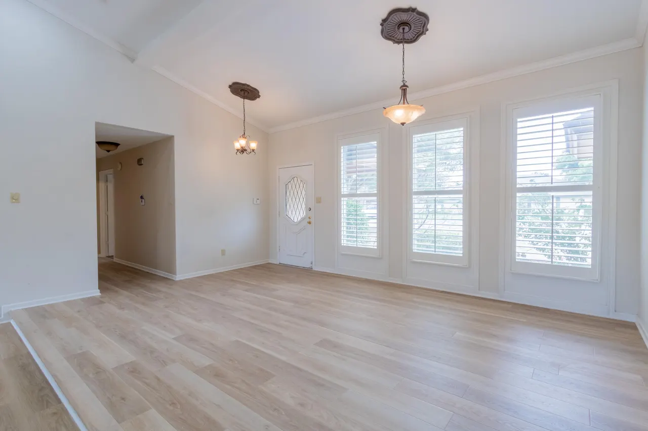 Photo 3 — 303 York Avenue, Lubbock, TX 79416