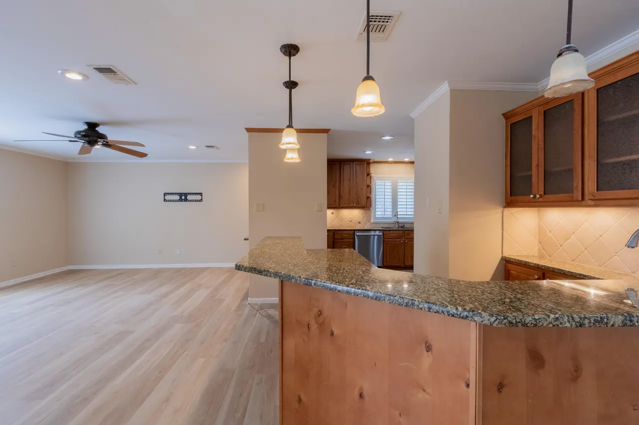 Photo 14 — 303 York Avenue, Lubbock, TX 79416