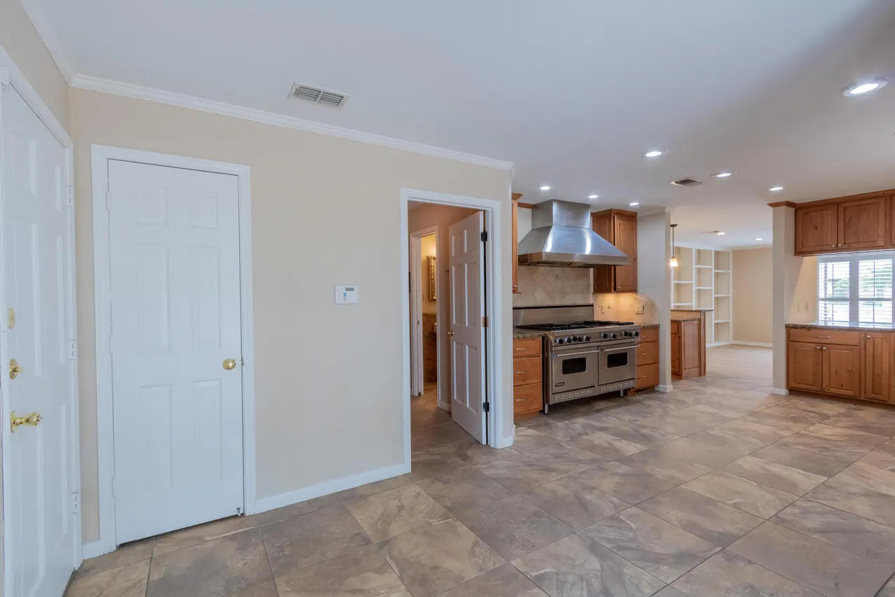 Photo 24 — 303 York Avenue, Lubbock, TX 79416