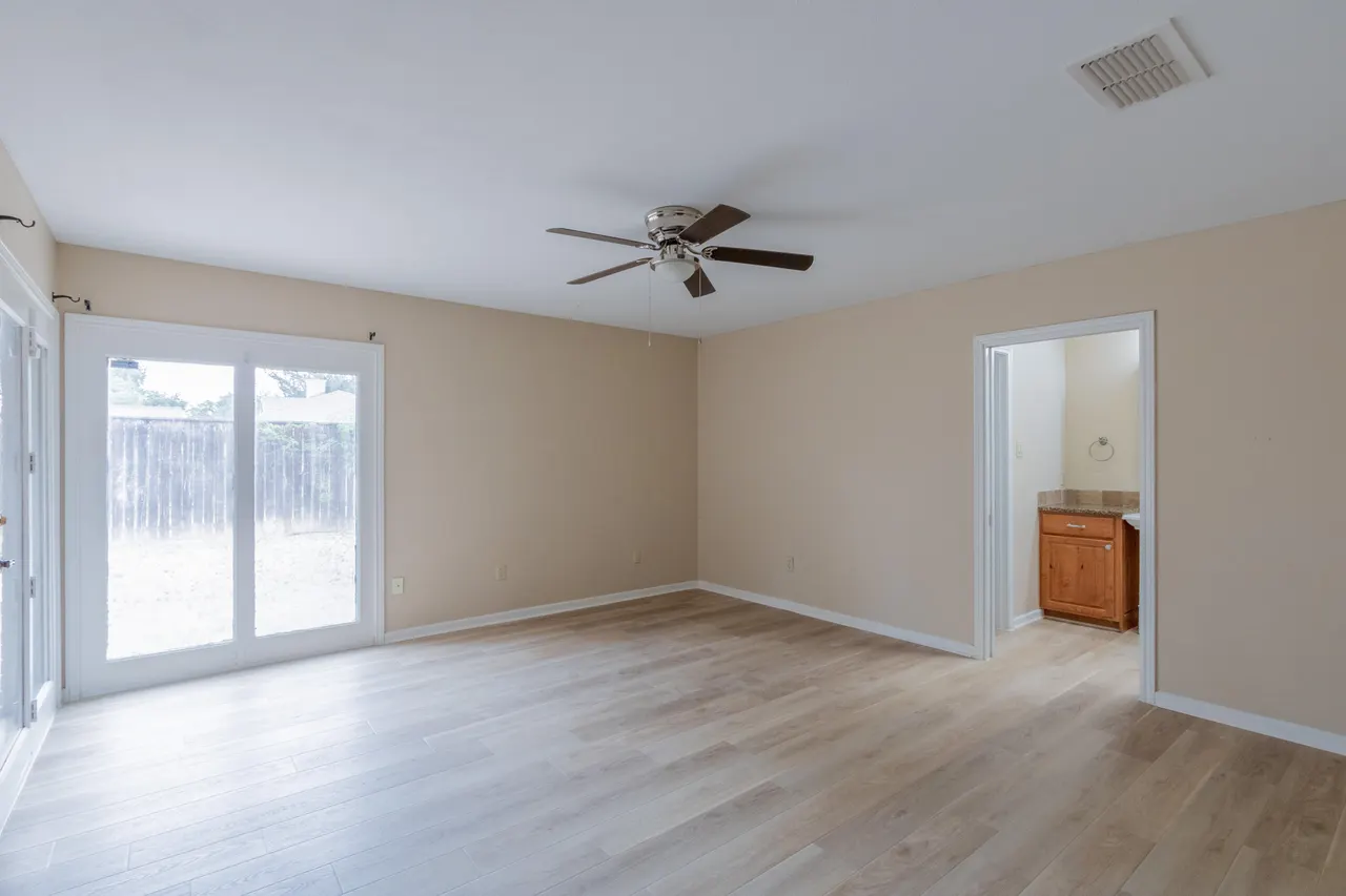 Photo 27 — 303 York Avenue, Lubbock, TX 79416