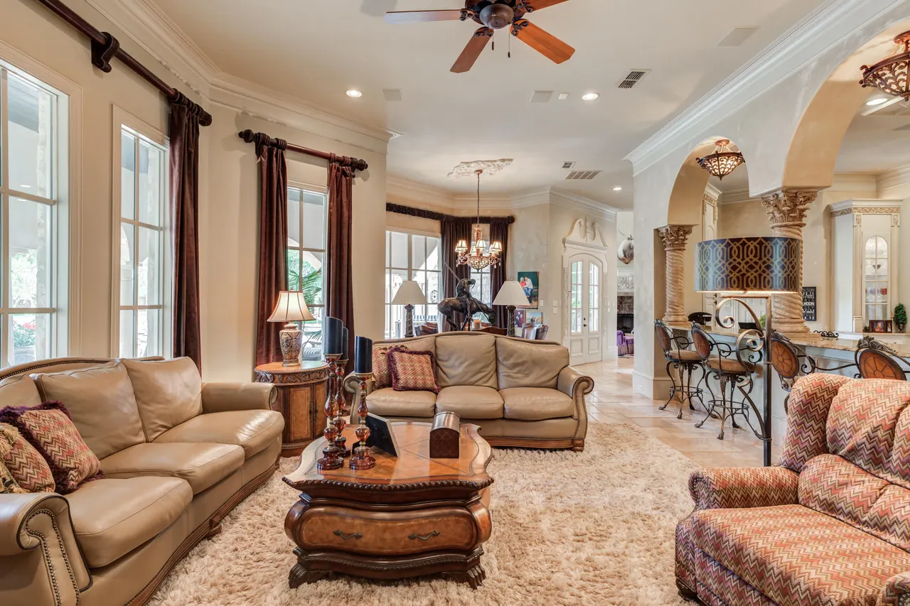 Photo 82 — 11002 Richmond Avenue, Lubbock, TX 79424