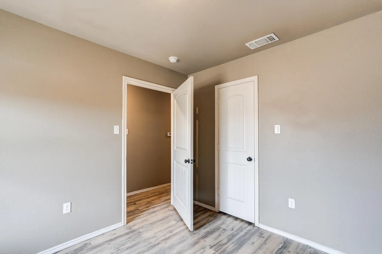Photo 21 — 2832 E 7th Street, Lubbock, TX 79403