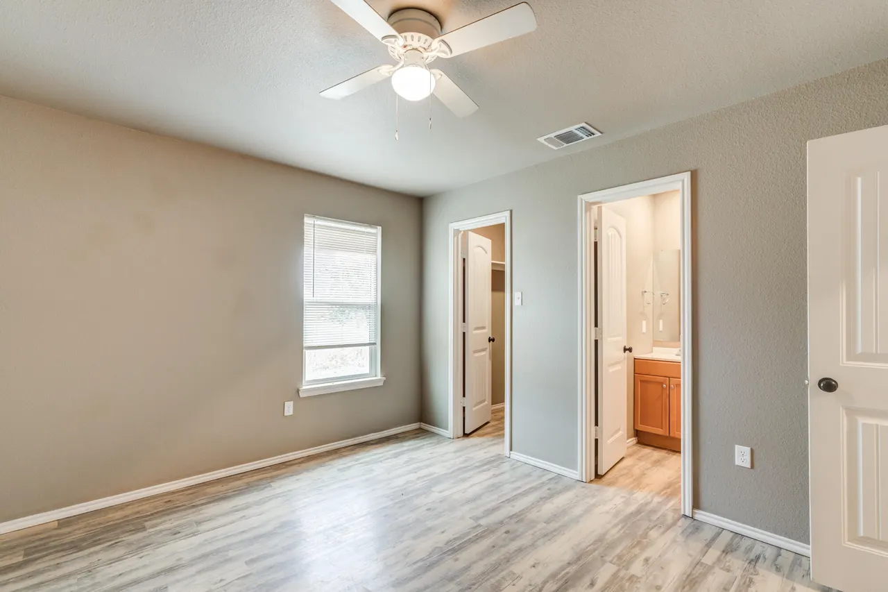 Photo 23 — 2832 E 7th Street, Lubbock, TX 79403