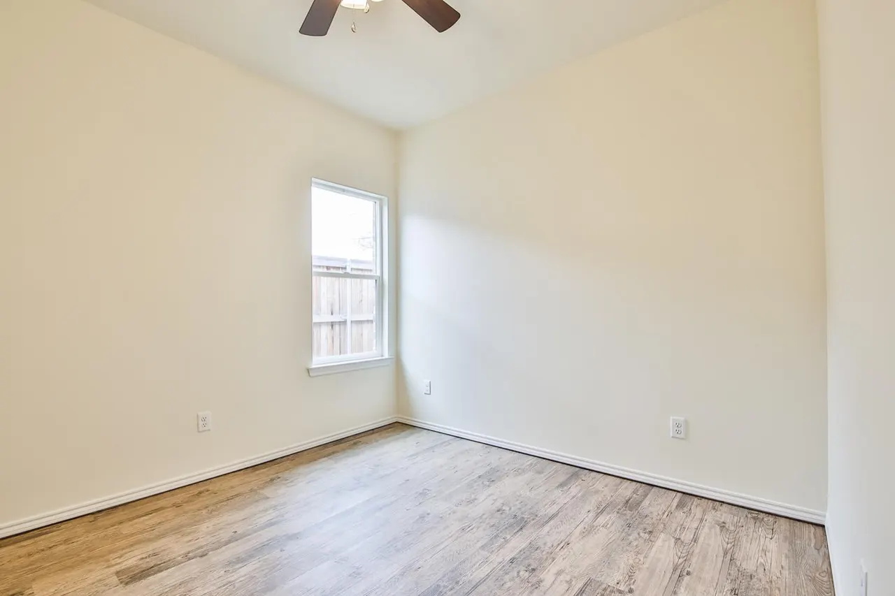 Photo 18 — 2004 23rd Street, Lubbock, TX 79411