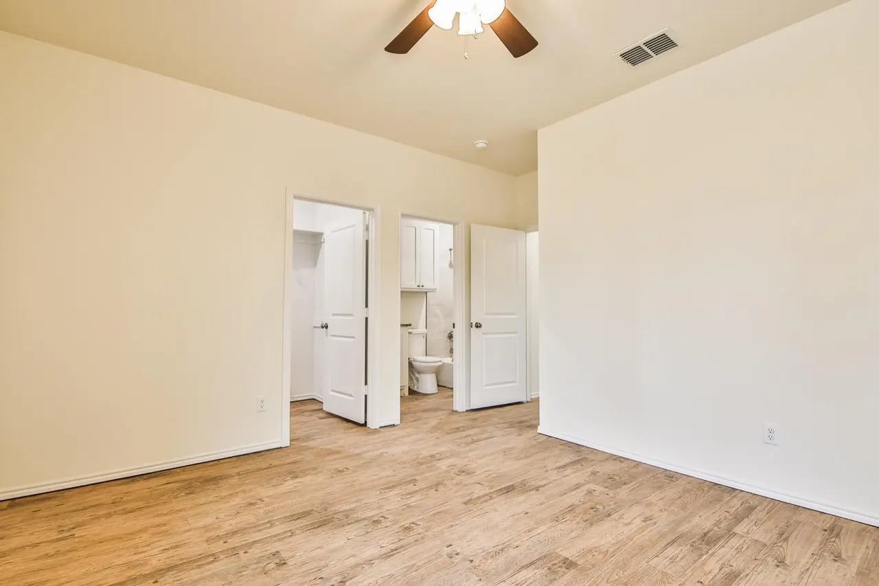 Photo 23 — 2004 23rd Street, Lubbock, TX 79411