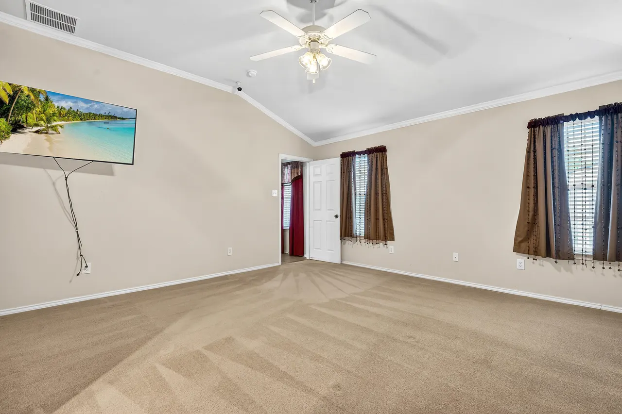 Photo 11 — 6703 90th Street, Lubbock, TX 79424