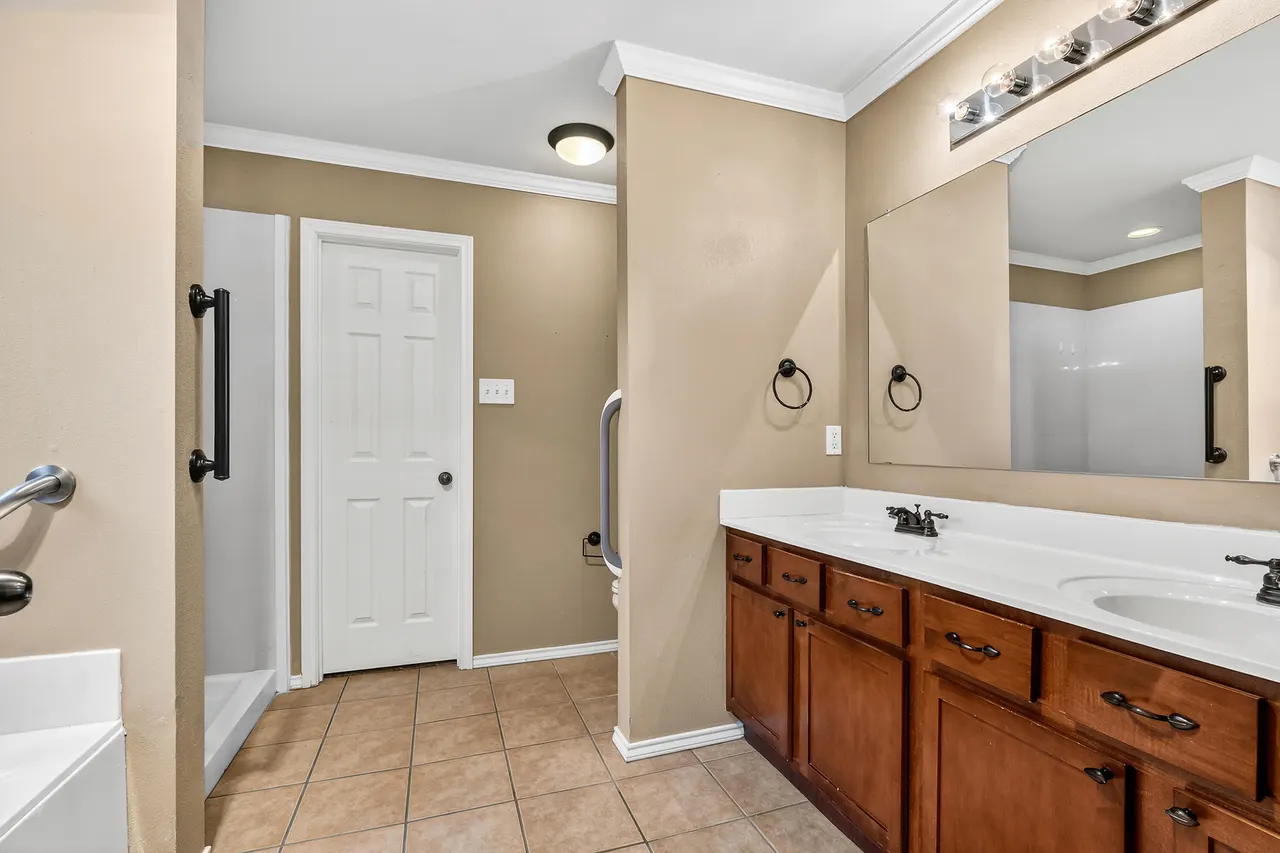 Photo 12 — 6703 90th Street, Lubbock, TX 79424