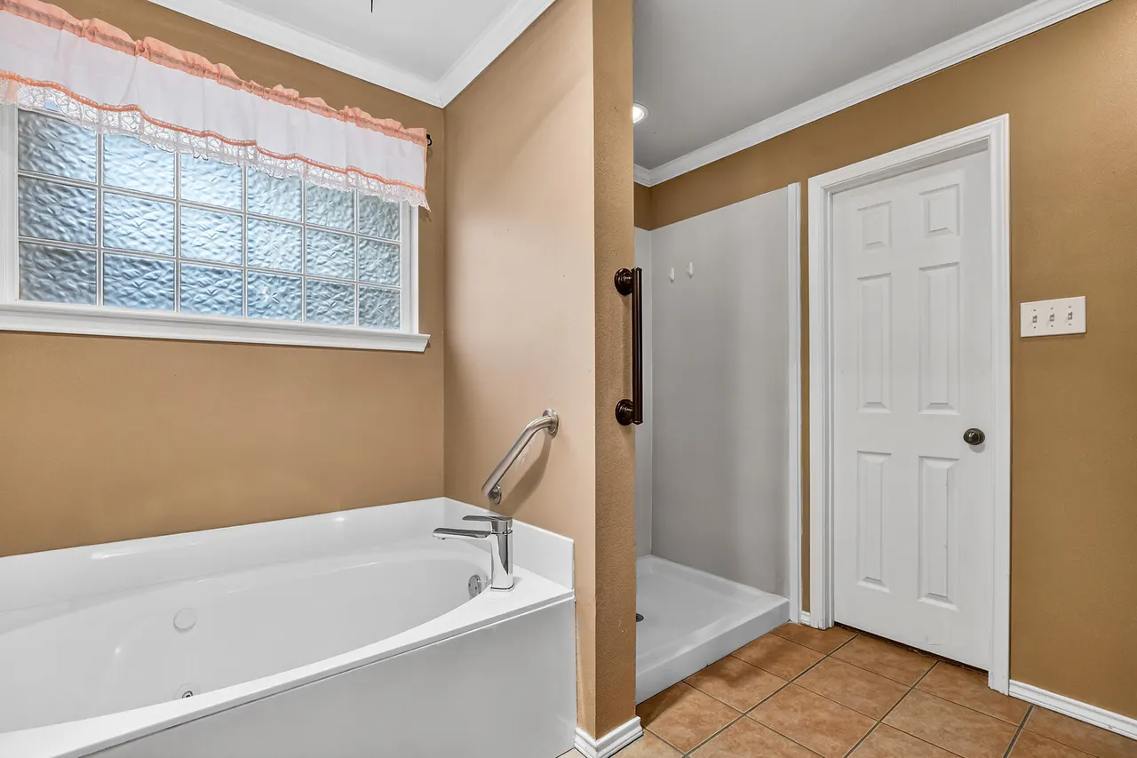 Photo 13 — 6703 90th Street, Lubbock, TX 79424