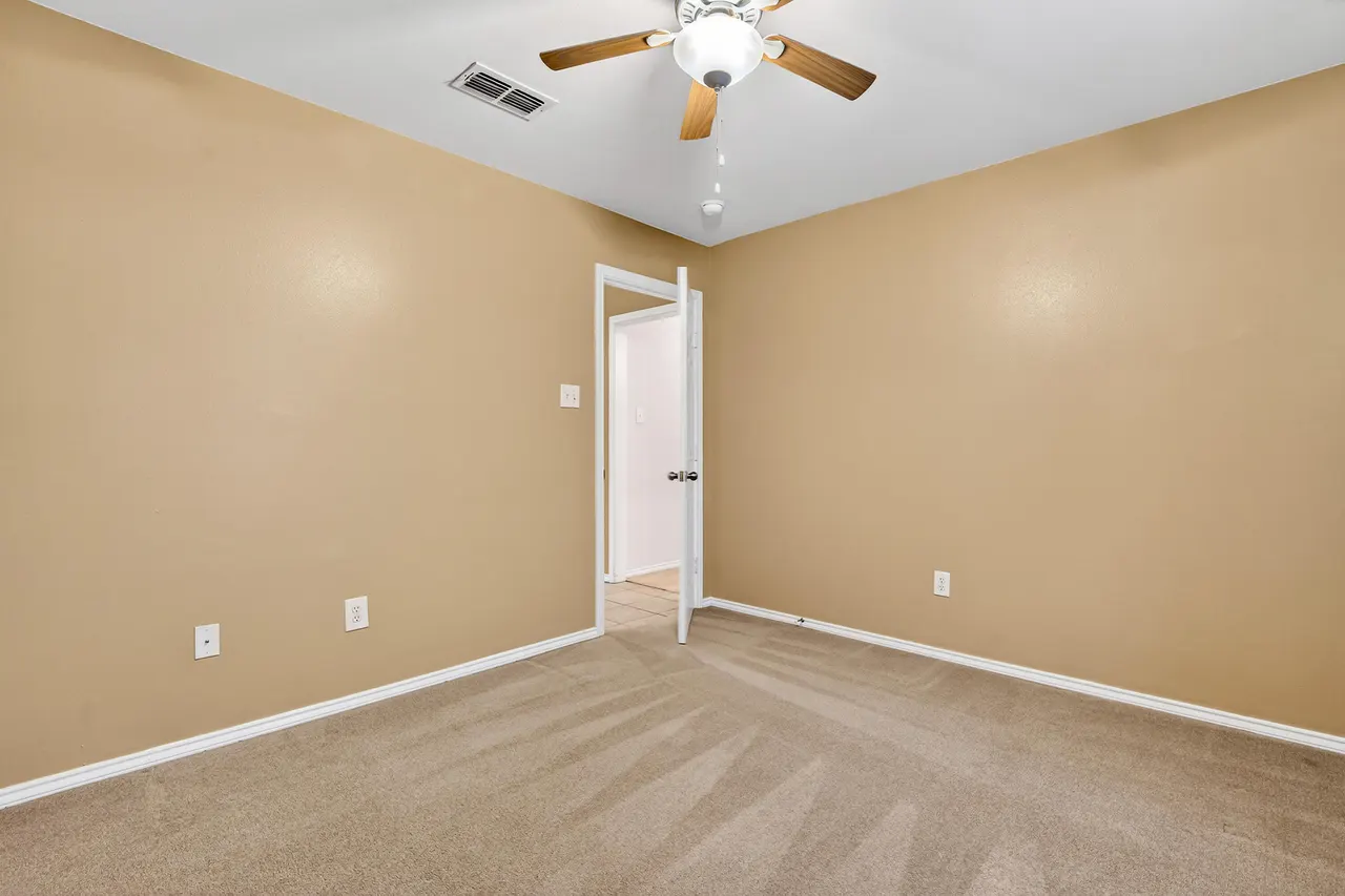 Photo 18 — 6703 90th Street, Lubbock, TX 79424