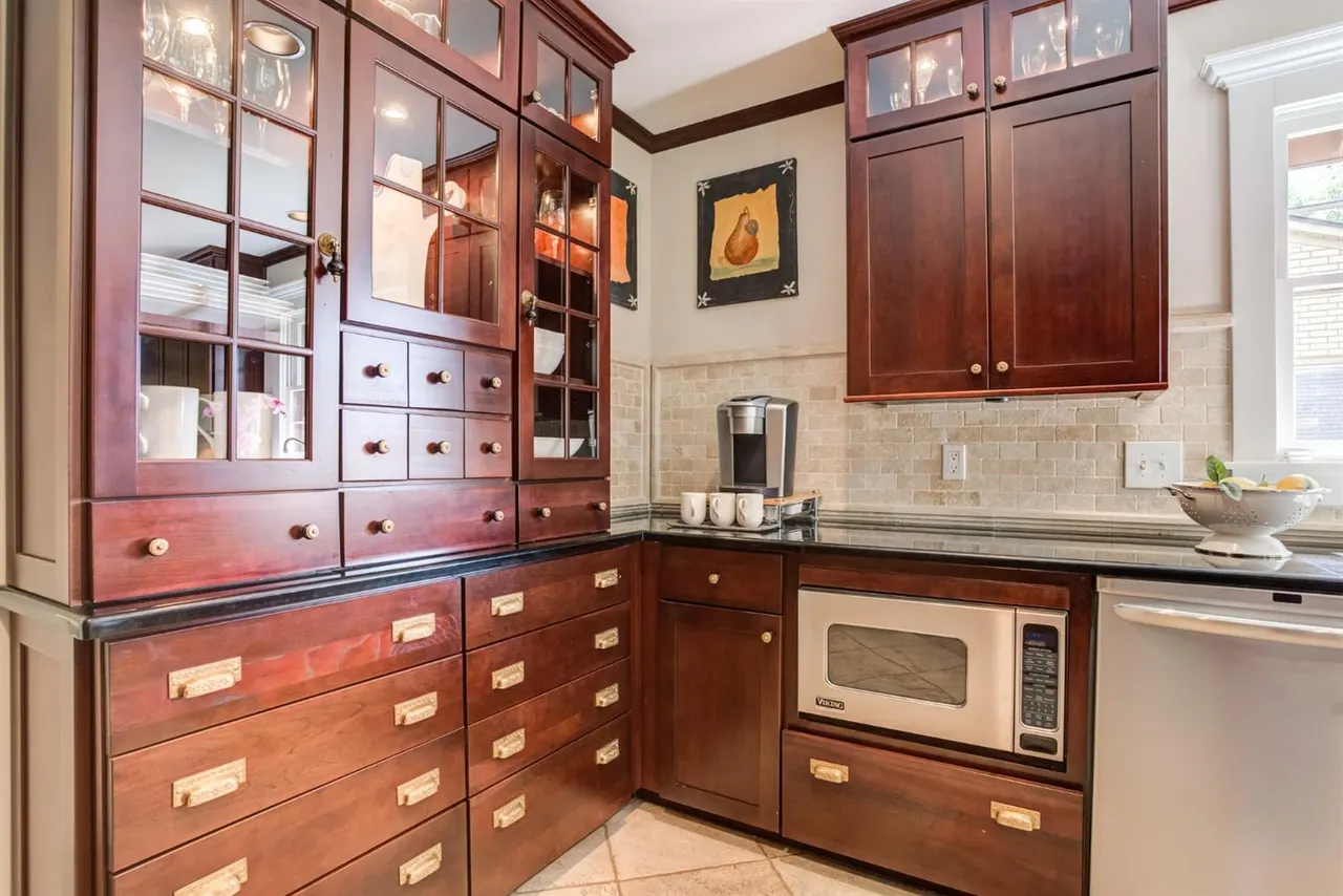 Photo 21 — 4902 19th Street, Lubbock, TX 79407
