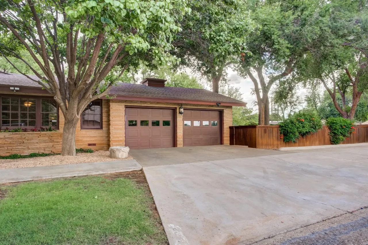Photo 57 — 4902 19th Street, Lubbock, TX 79407