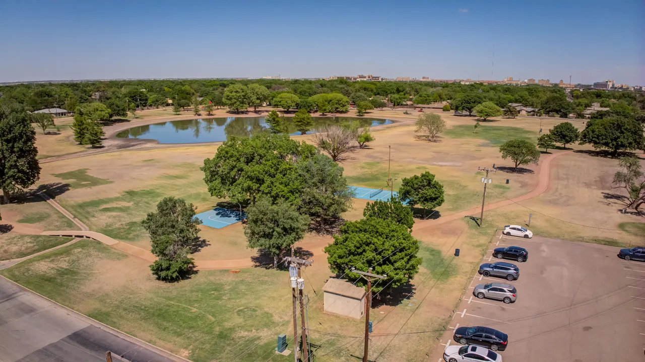 Photo 64 — 4902 19th Street, Lubbock, TX 79407