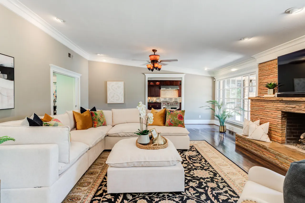Photo 14 — 4902 19th Street, Lubbock, TX 79407
