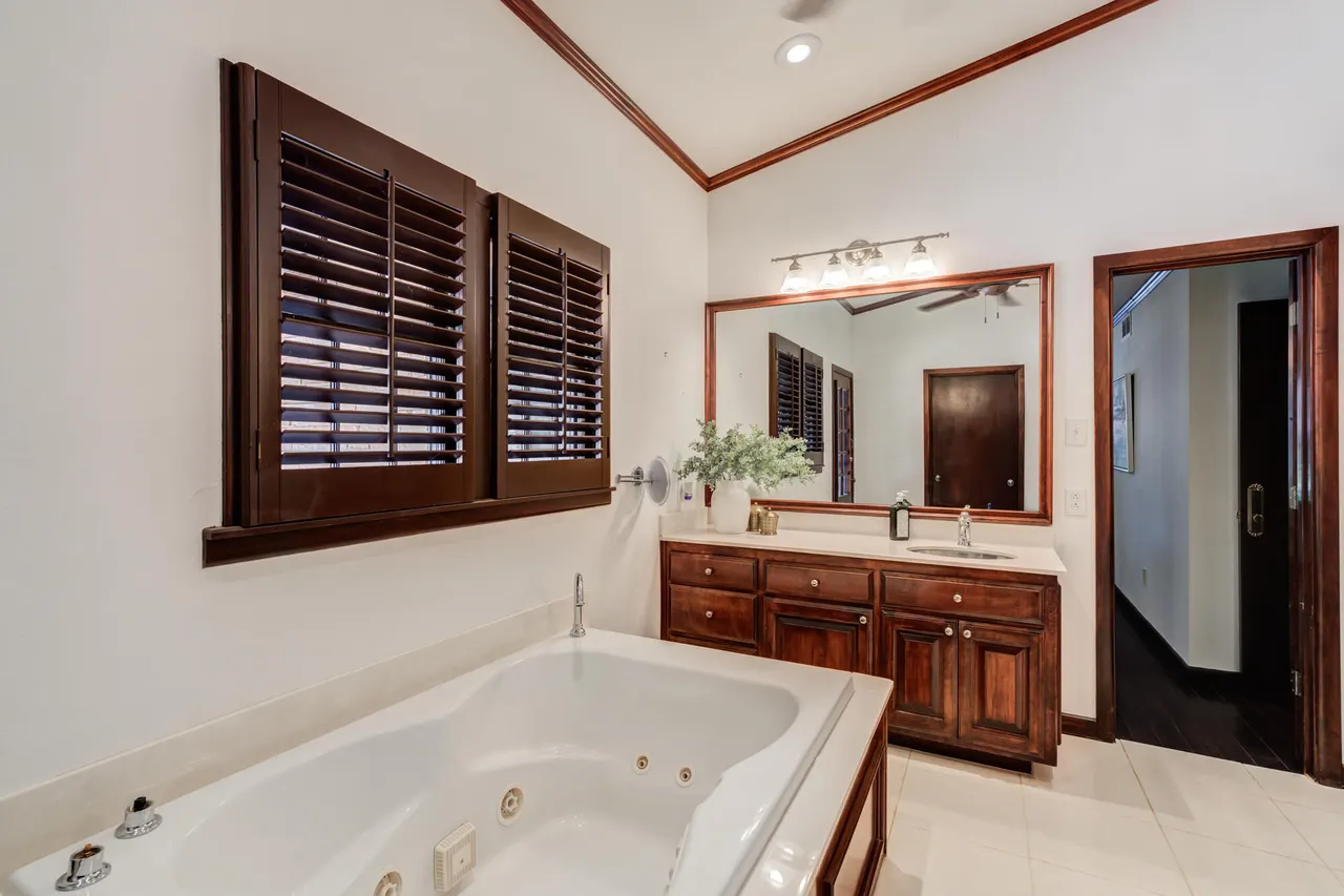 Photo 44 — 4902 19th Street, Lubbock, TX 79407