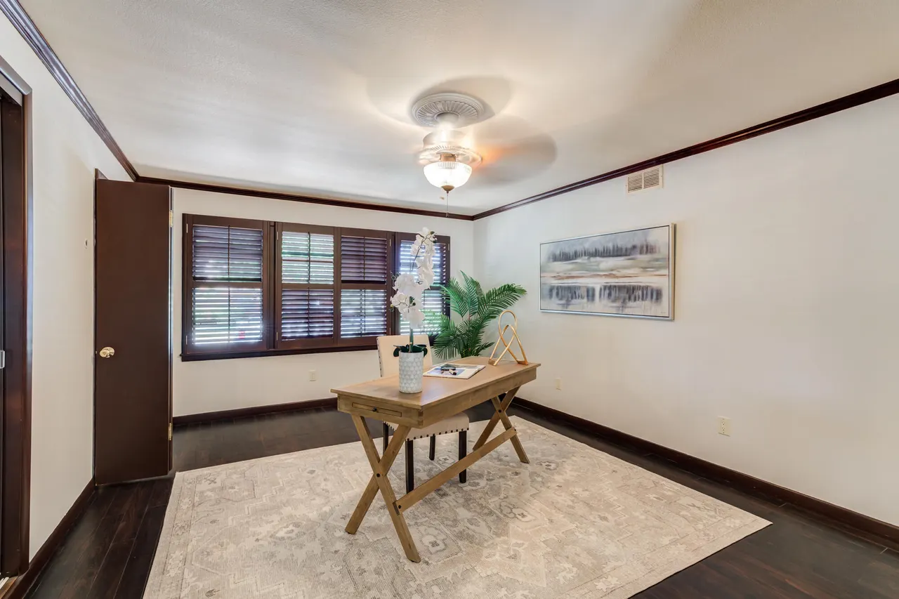 Photo 42 — 4902 19th Street, Lubbock, TX 79407