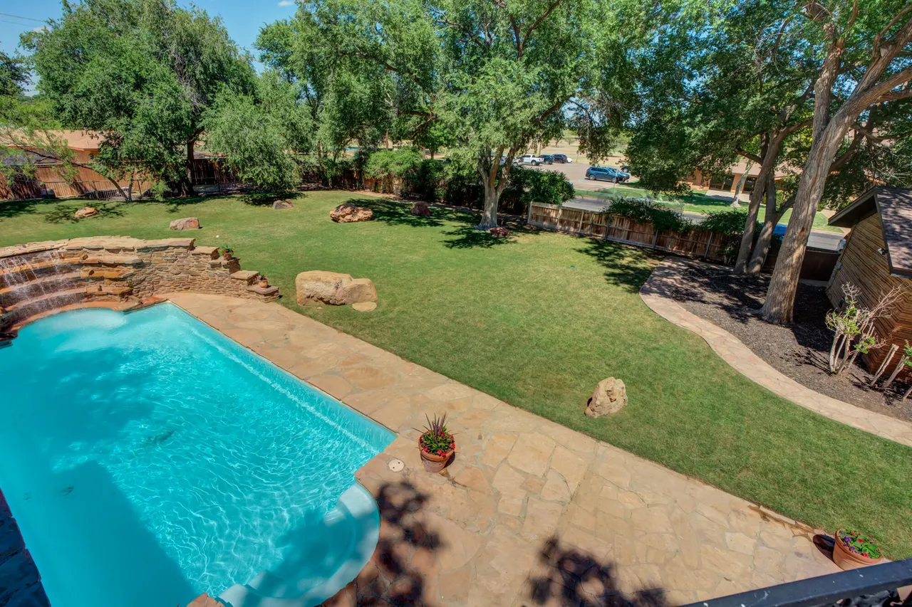 Photo 69 — 4902 19th Street, Lubbock, TX 79407