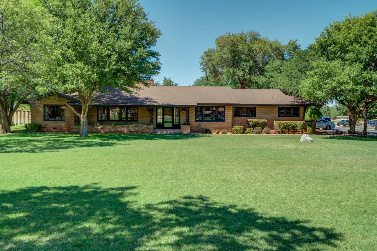 Photo 58 — 4902 19th Street, Lubbock, TX 79407