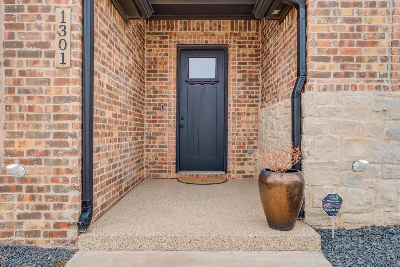 Photo 8 — 1301 Brookshire Avenue, Wolfforth, TX 79382
