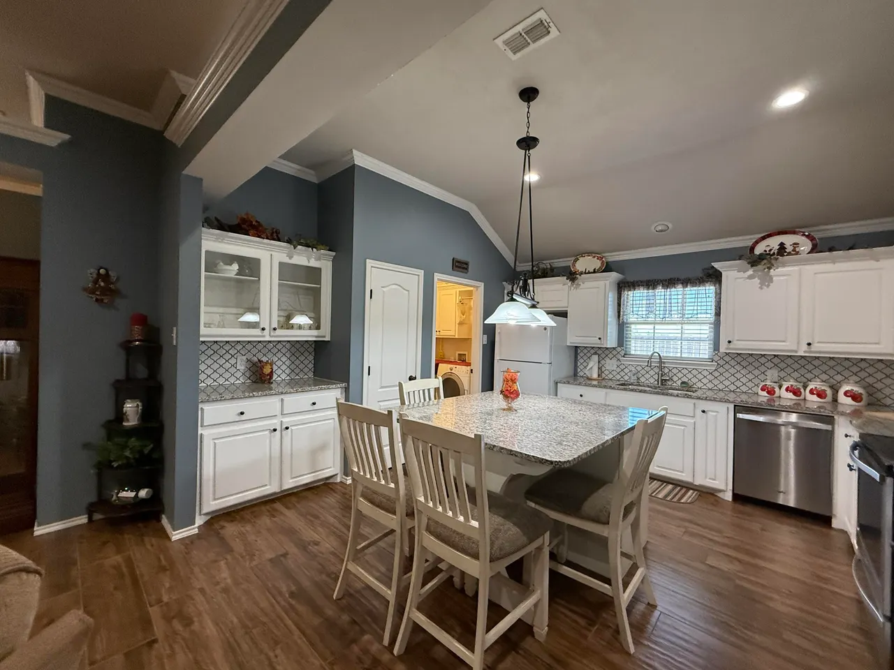 Photo 5 — 1515 Yorkshire Avenue, Wolfforth, TX 79382
