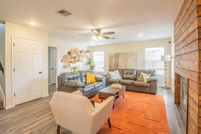 Photo 6 — 2918 89th Street, Lubbock, TX 79423