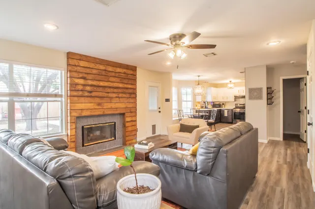 Photo 7 — 2918 89th Street, Lubbock, TX 79423