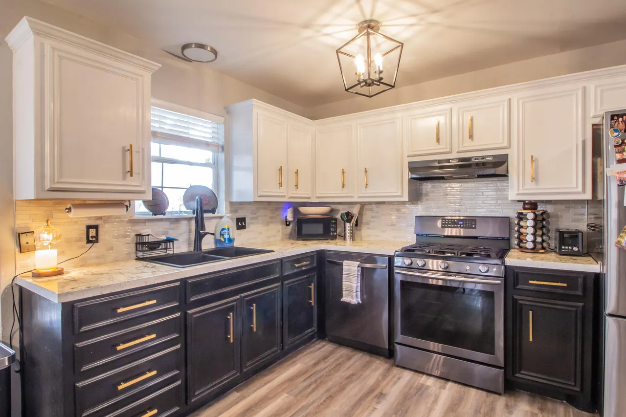 Photo 11 — 2918 89th Street, Lubbock, TX 79423