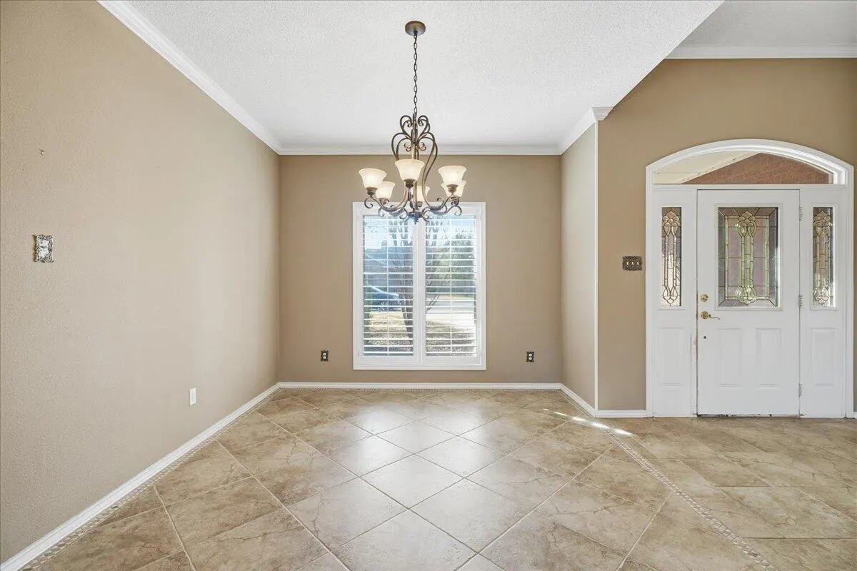 Photo 10 — 1703 E Casa Linda Lane, Brownfield, TX 79316