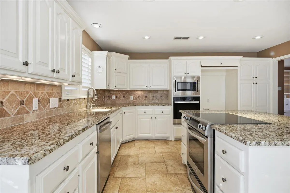 Photo 20 — 1703 E Casa Linda Lane, Brownfield, TX 79316