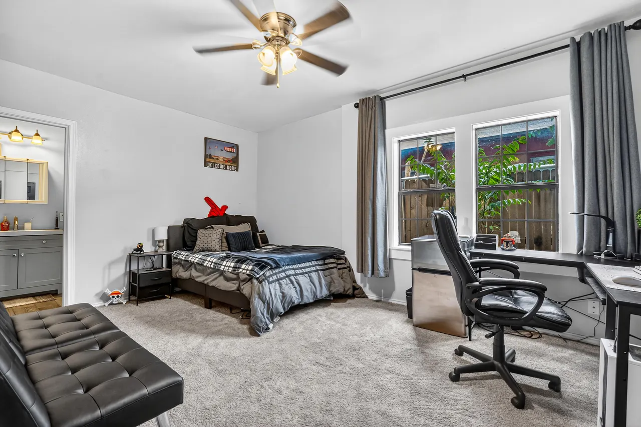 Photo 11 — 2112 27th Street, Lubbock, TX 79411