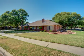 Sold home at 8416 Wayne Avenue