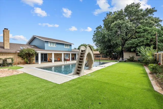 Photo 2 — 116 E 26th Street, Littlefield, TX 79339