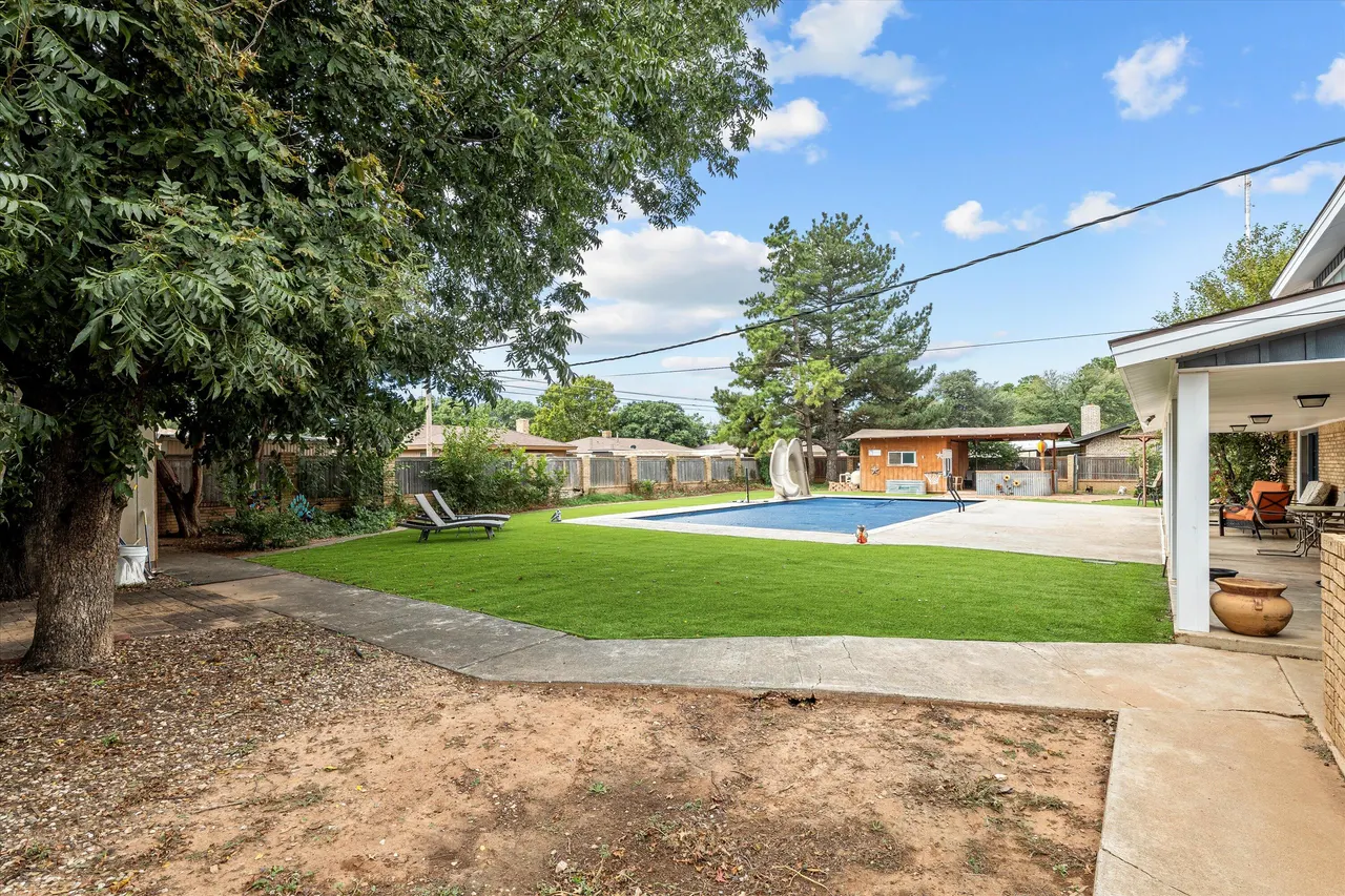 Photo 3 — 116 E 26th Street, Littlefield, TX 79339