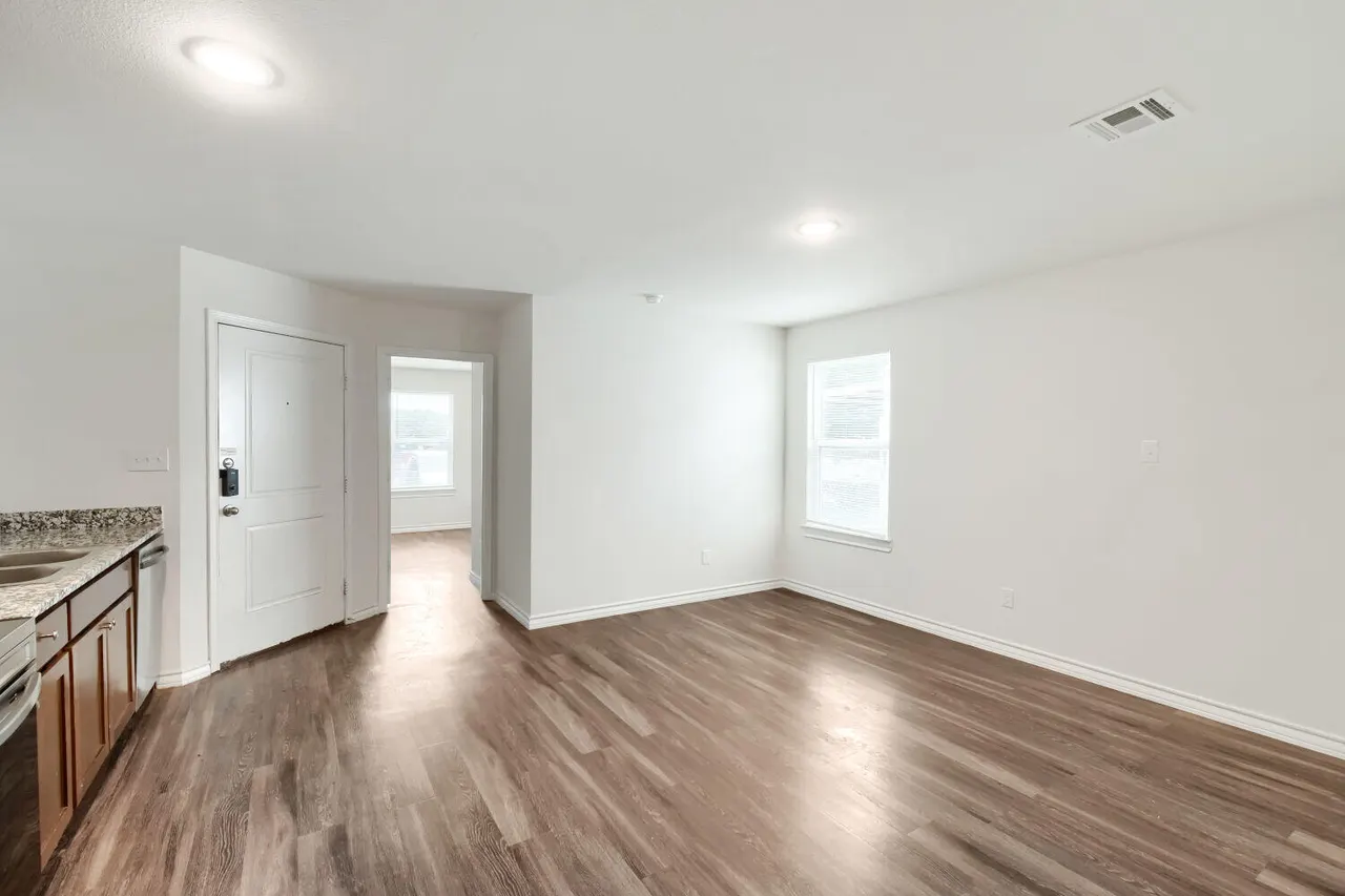 Photo 4 — 3301 Avenue M, Lubbock, TX 79411