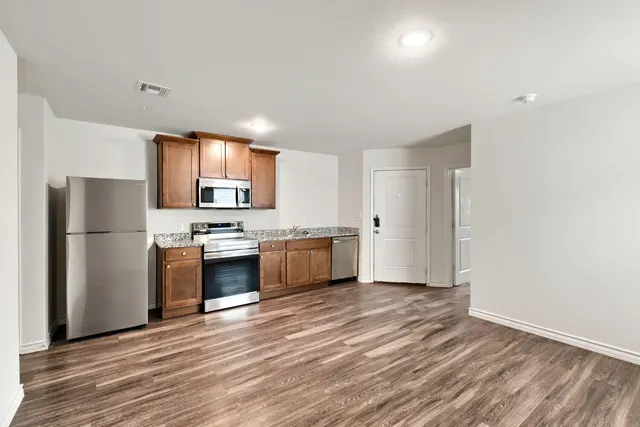 Photo 5 — 3301 Avenue M, Lubbock, TX 79411