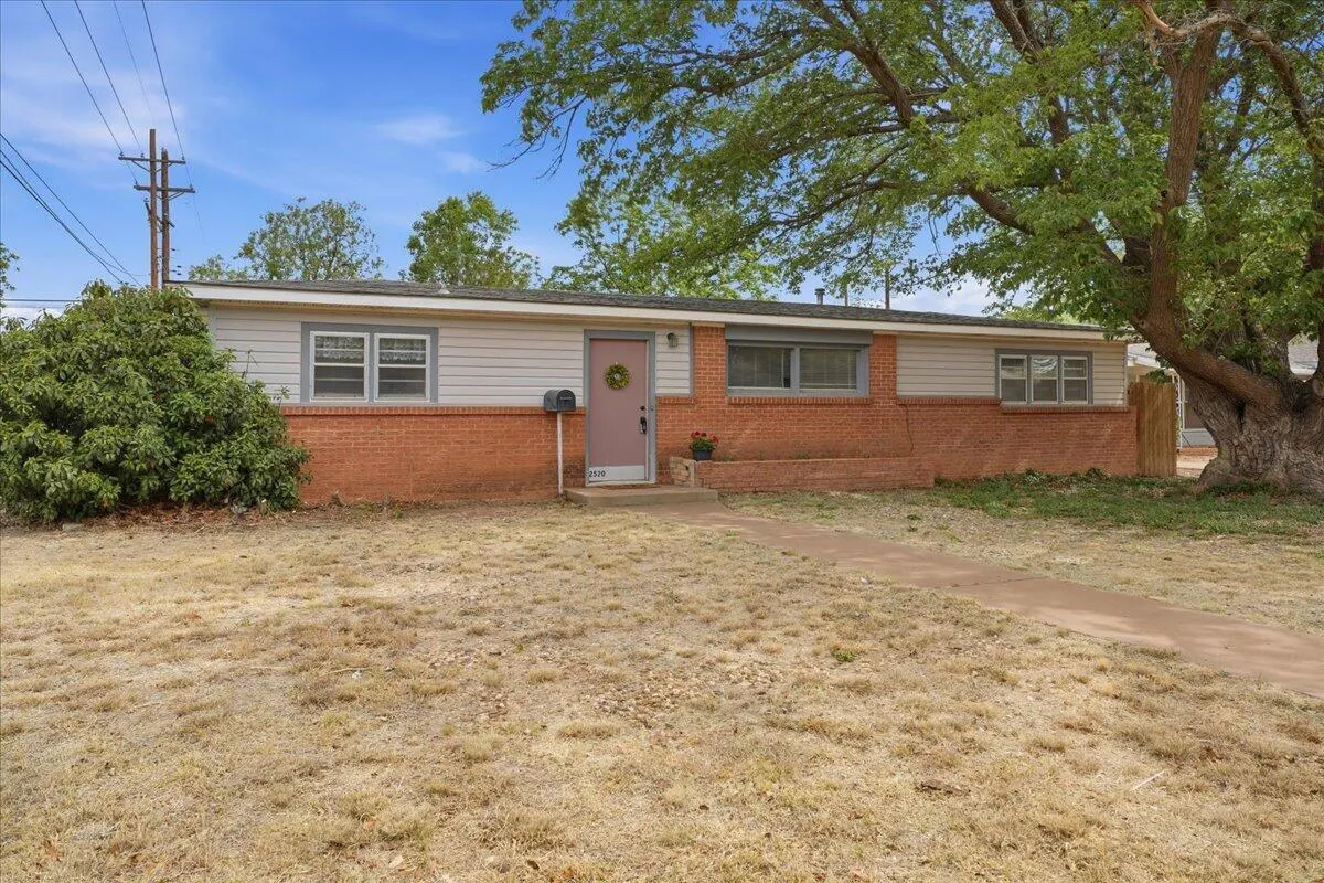 Photo 18 — 2520 38th Street, Lubbock, TX 79413