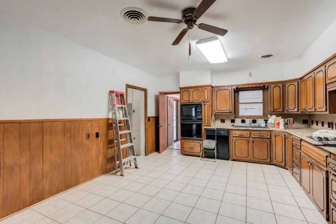 Photo 13 — 1711 13th Street, Wilson, TX 79381