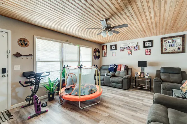 Photo 7 — 3102 39th Street, Lubbock, TX 79413