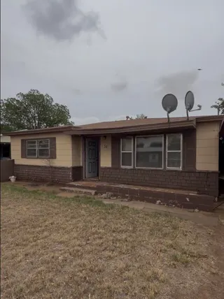 Sold home at 706 12th Street