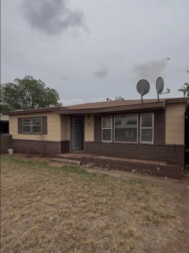 Front exterior — 706 12th Street, Shallowater, TX 79363