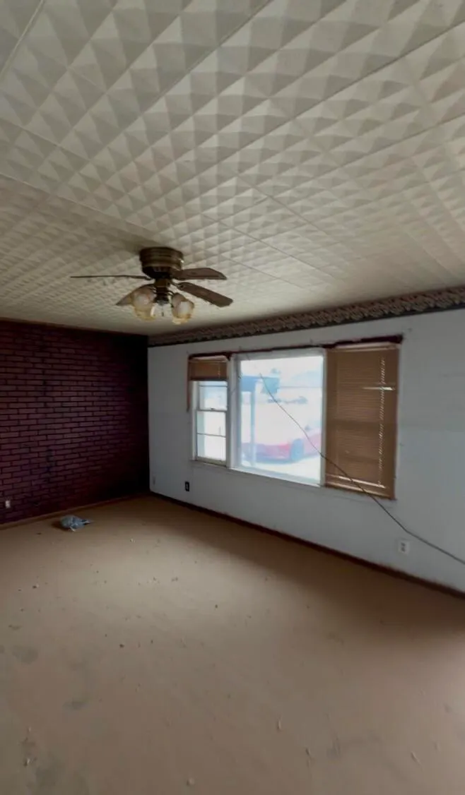 Photo 2 — 706 12th Street, Shallowater, TX 79363