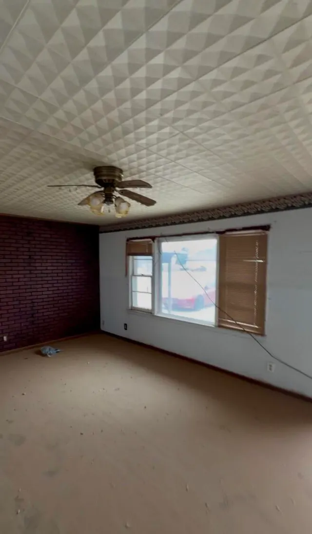 Photo 2 — 706 12th Street, Shallowater, TX 79363