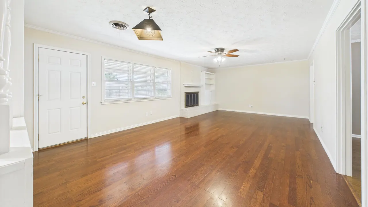 Photo 13 — 3022 67th Street, Lubbock, TX 79413