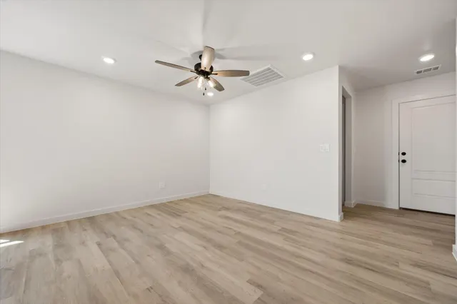 Photo 8 — 7419 64th Street, Lubbock, TX 79407