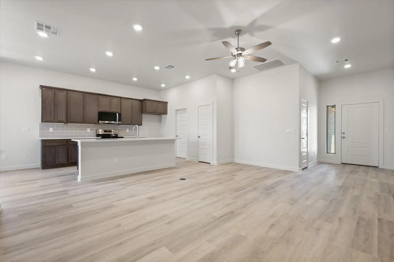 Photo 4 — 2417 Bryan Avenue, Wolfforth, TX 79382